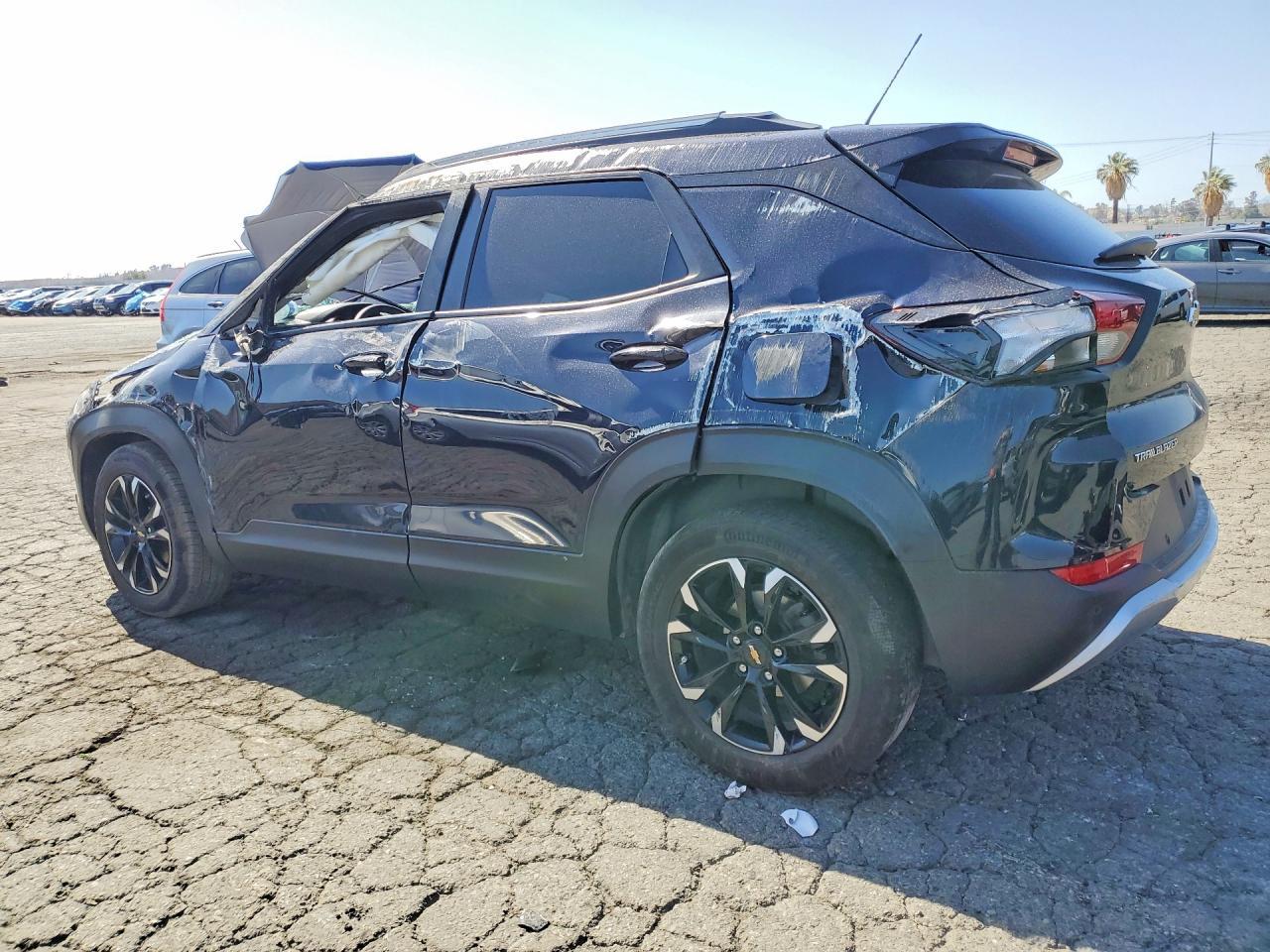 2021 Chevrolet Trailblazer Lt - Фото 2