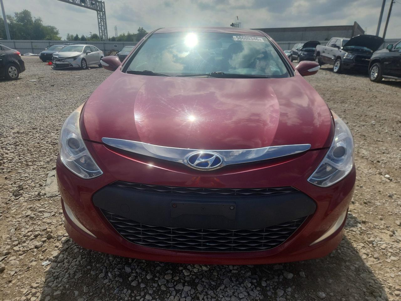 2015 Hyundai Sonata Hybrid Base - Image 5