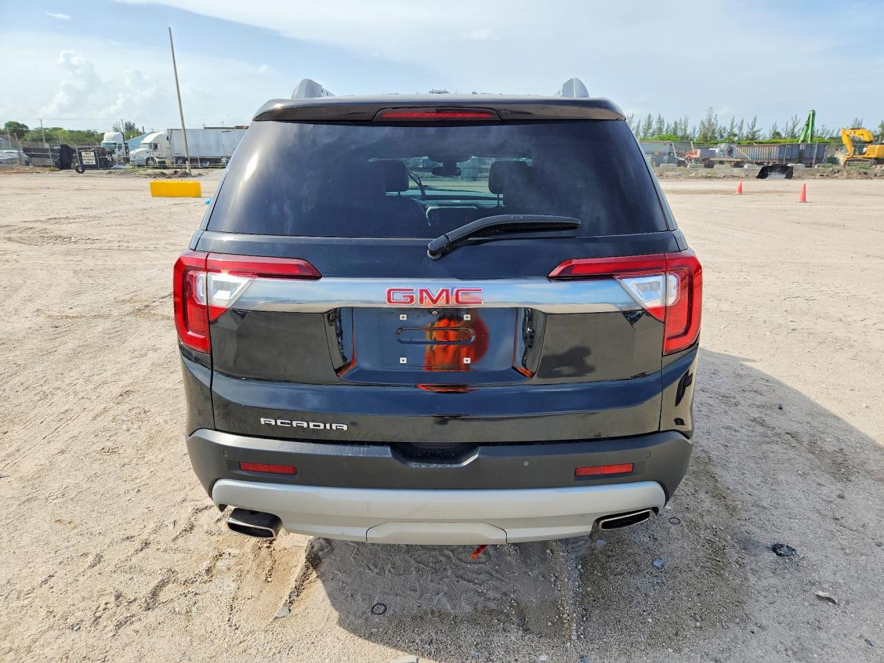 2021 GMC Acadia Slt - Image 6