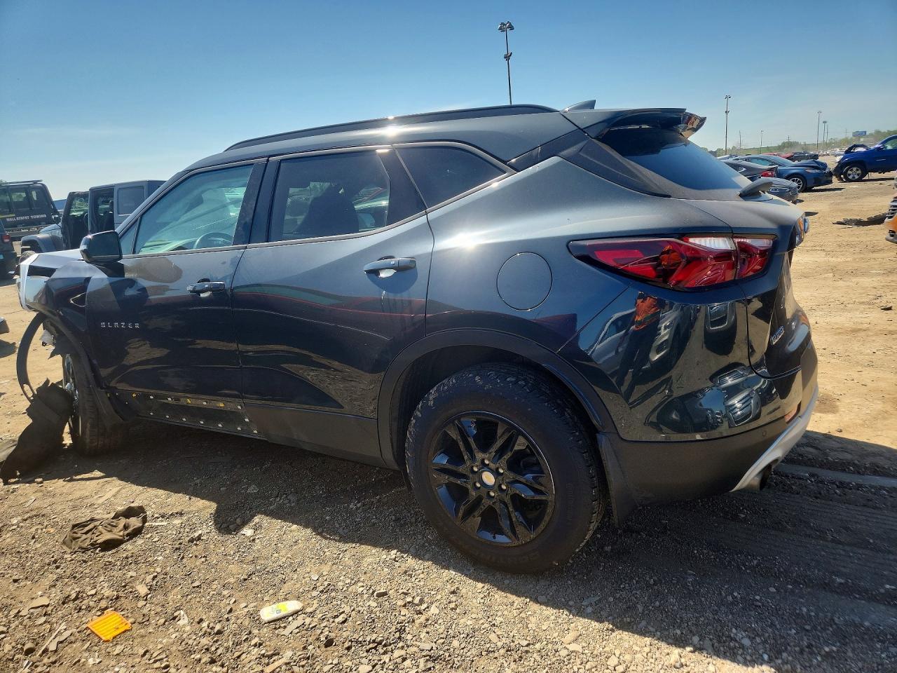 2020 Chevrolet Blazer 1Lt - Фото 2