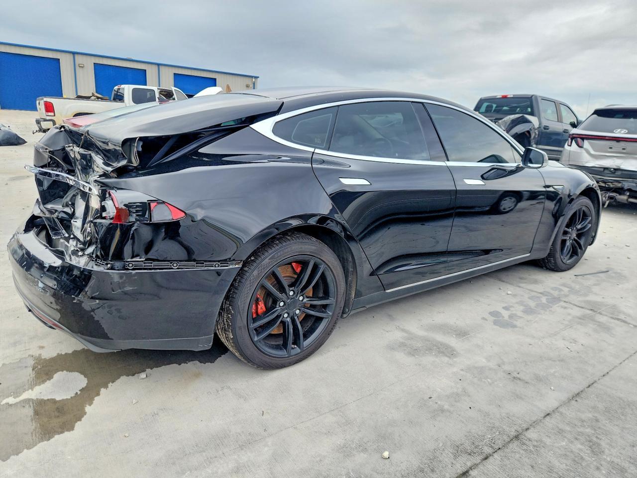 2014 Tesla Model S - Image 3