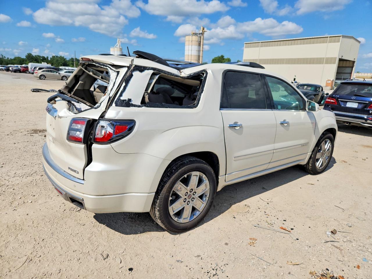 2013 GMC Acadia Denali - Фото 3
