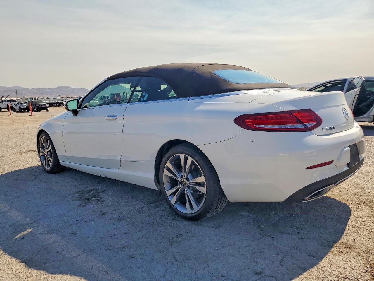 2018 Mercedes-Benz C 300 - Фото 2