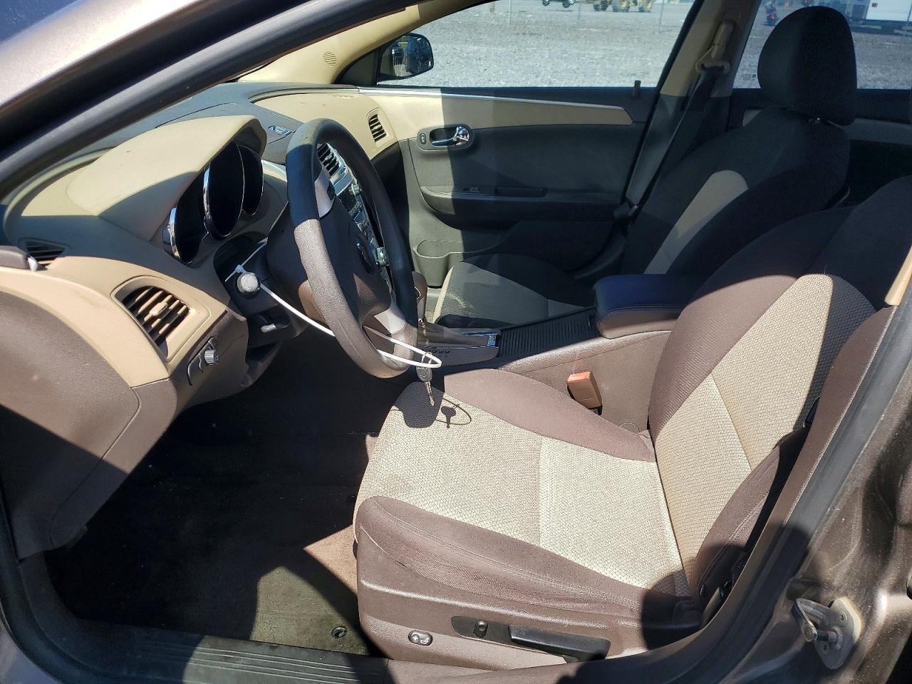 2011 Chevrolet Malibu Ls - Фото 7