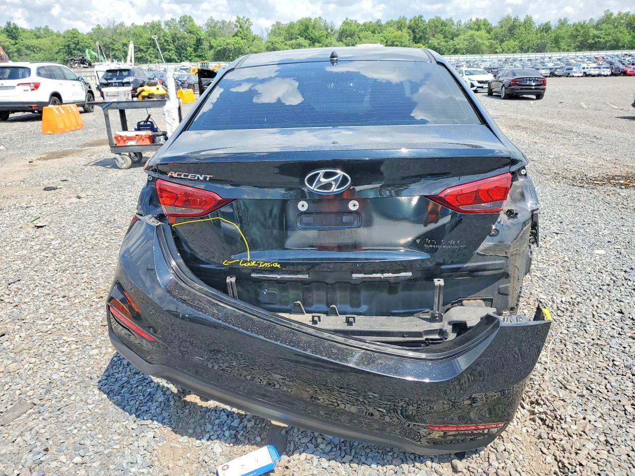 2022 Hyundai Accent Se - Фото 6