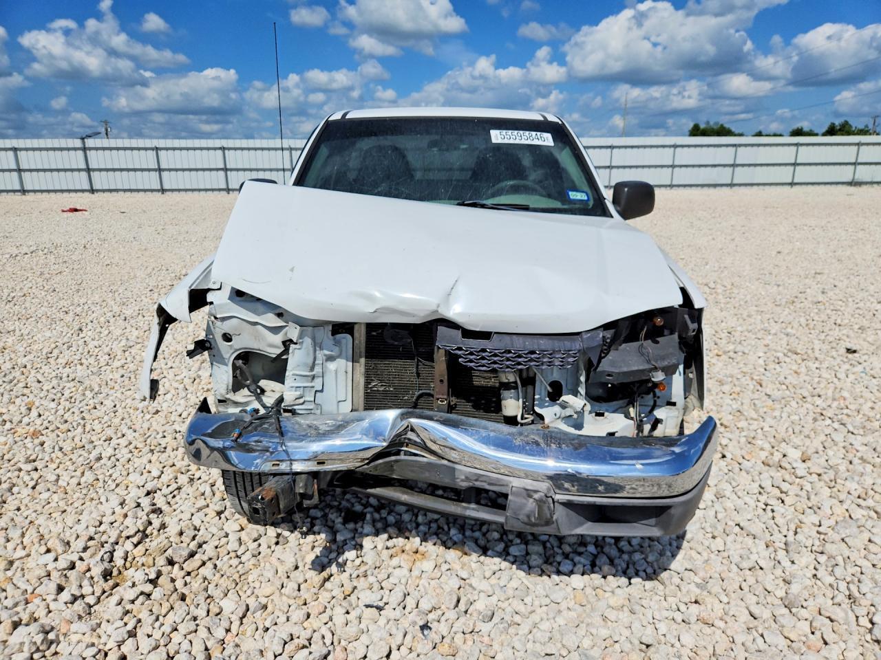 2004 Chevrolet Colorado - Image 5