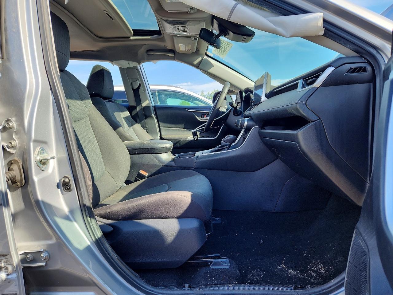 2023 Toyota Rav4 Hybrid Xle - Image 7