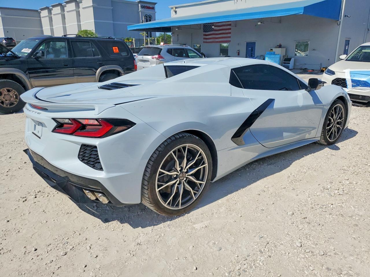 2024 Chevrolet Corvette Stingray 3Lt - Фото 3