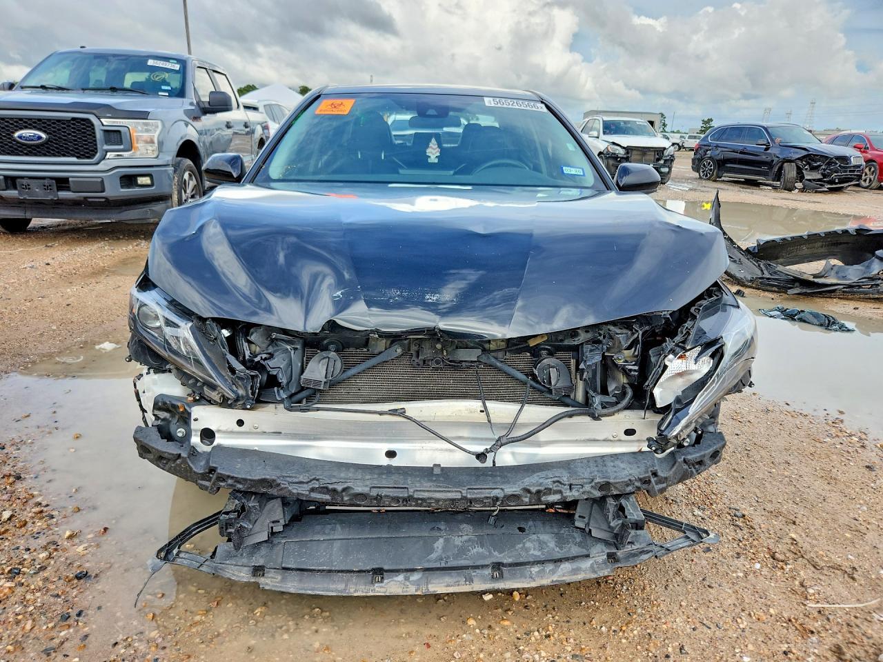 2021 Toyota Camry Se - Фото 5