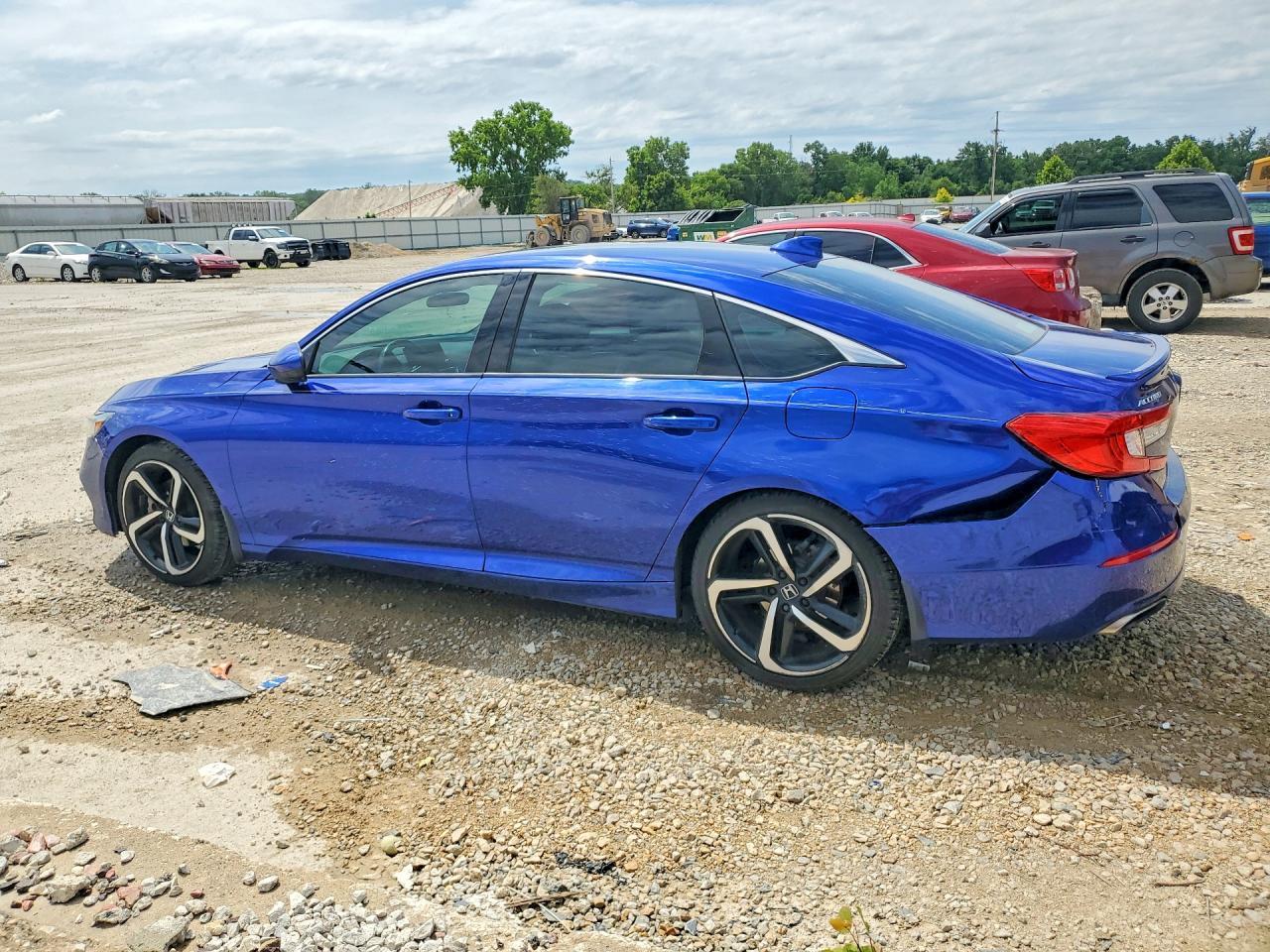 2018 Honda Accord Sport - Фото 2