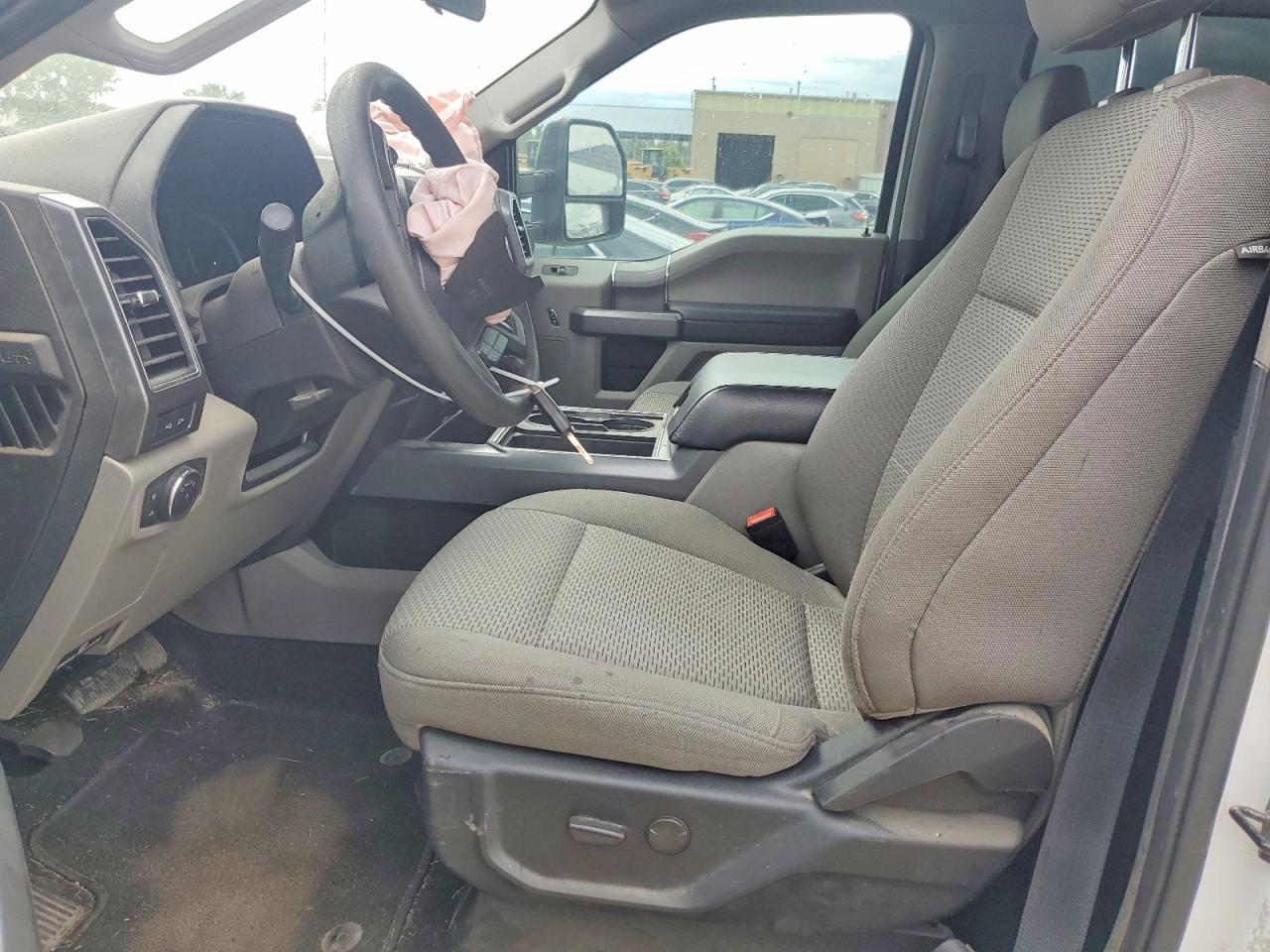 2021 Ford F250 Super Duty - Image 7
