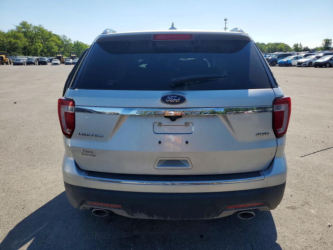 2019 Ford Explorer Limited - Image 6