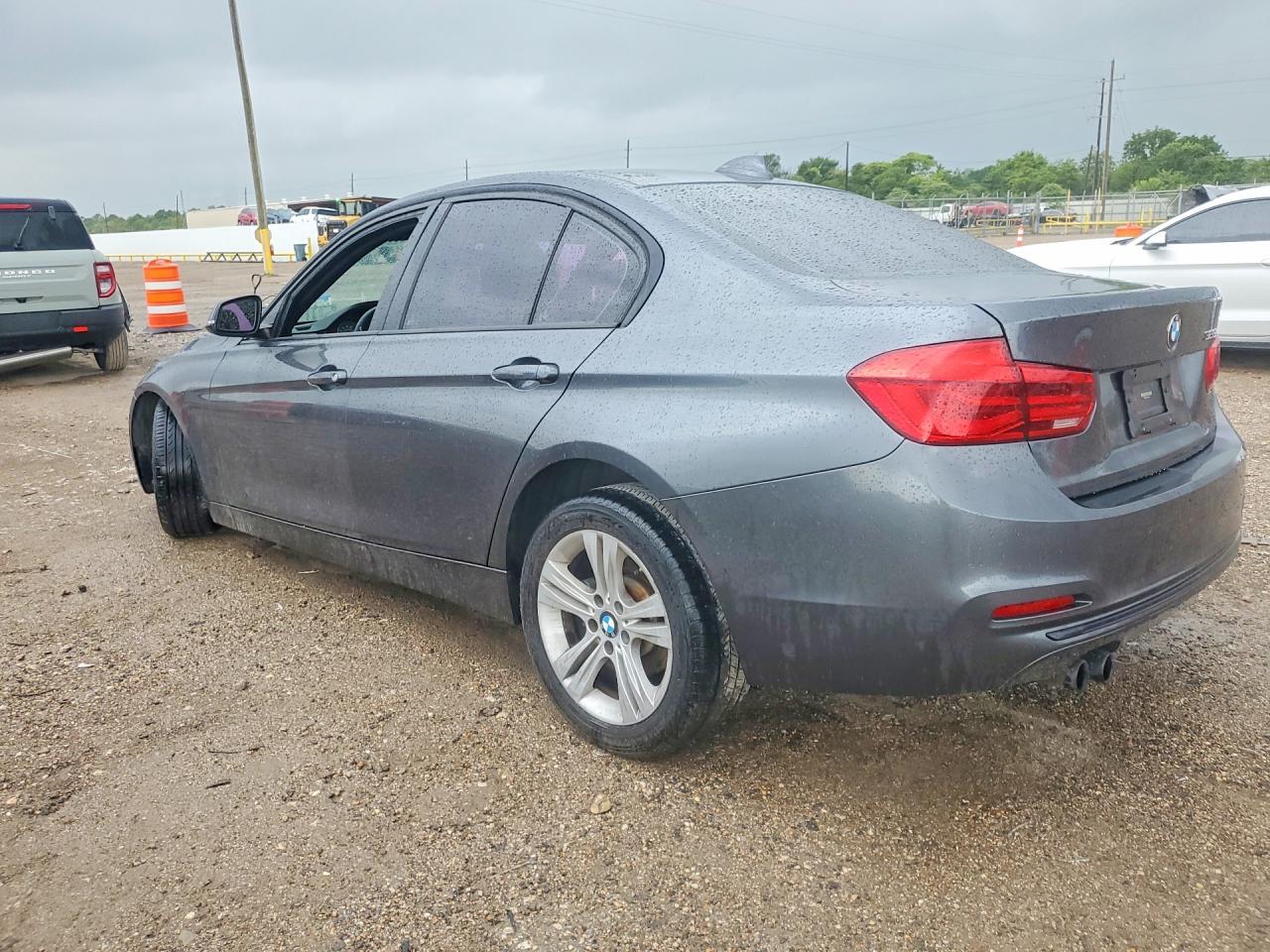 2016 BMW 328 I - Image 2