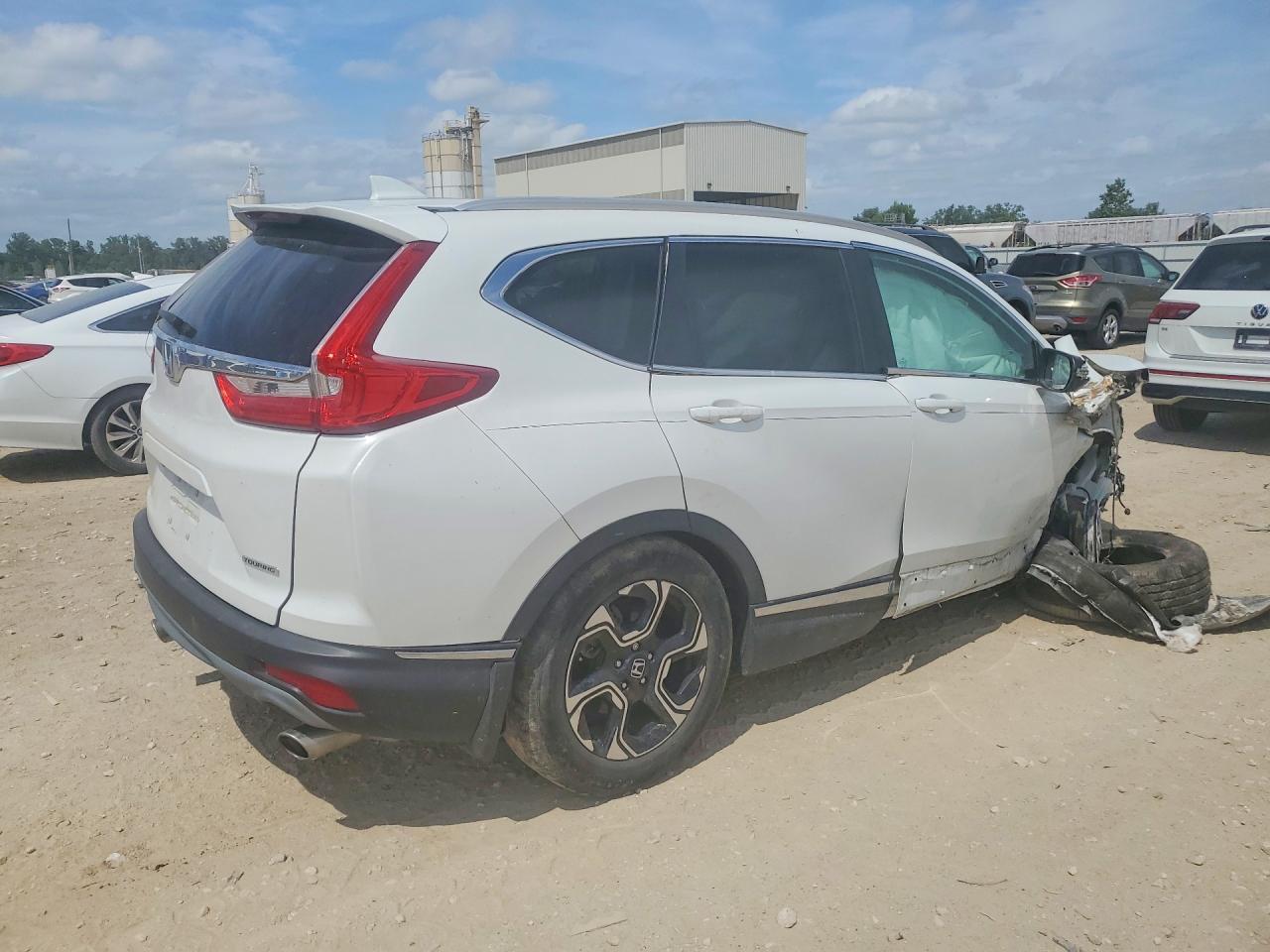 2019 Honda Cr-V Touring - Image 3