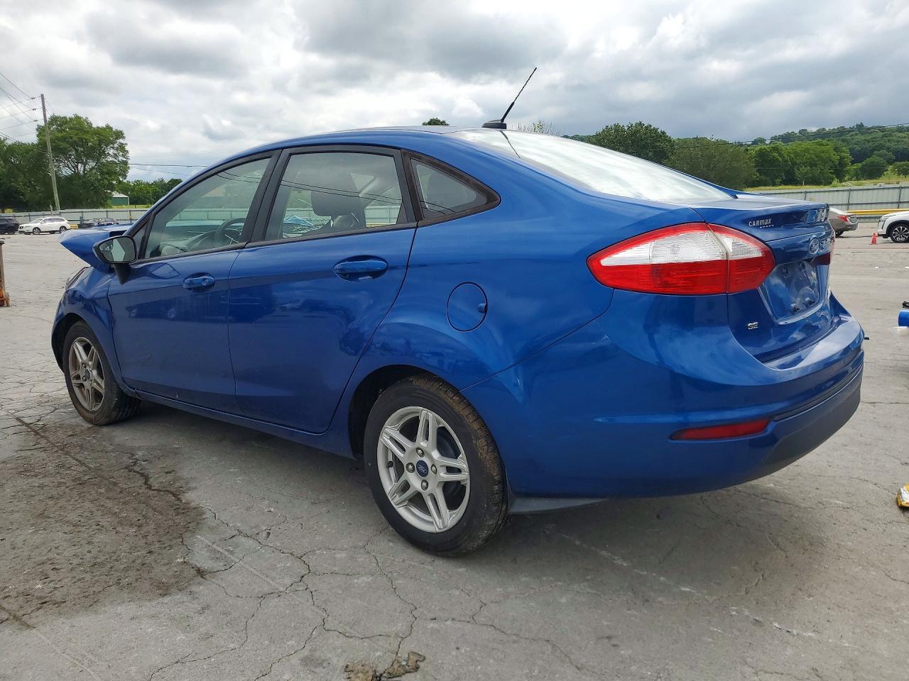 2018 Ford Fiesta Se - Image 2