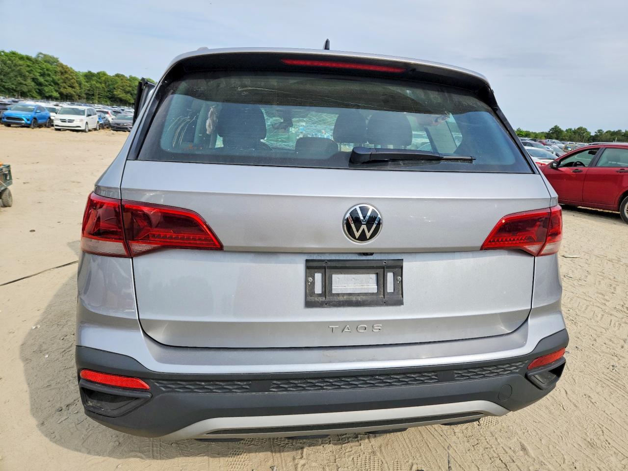 2024 Volkswagen Taos S - Фото 6