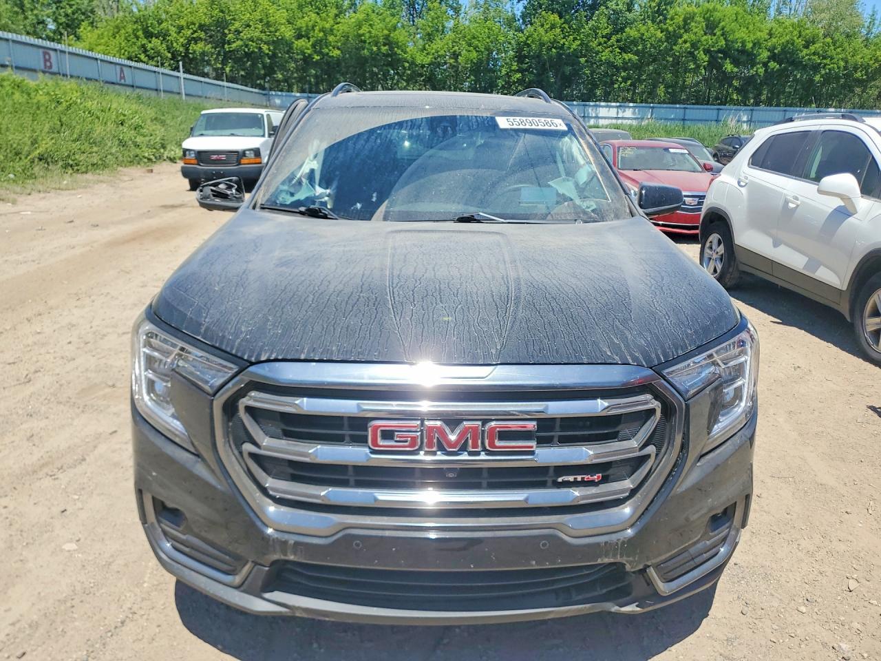 2024 GMC Terrain At4 - Image 5