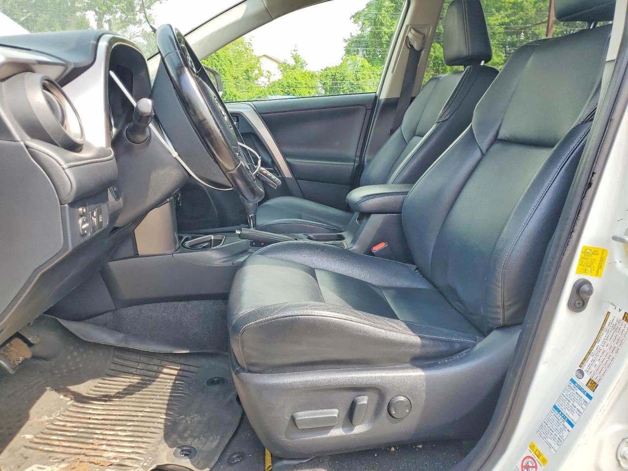 2017 Toyota Rav4 Hv Limited - Image 7