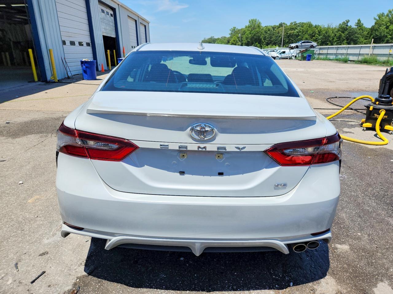 2024 Toyota Camry Se - Image 6