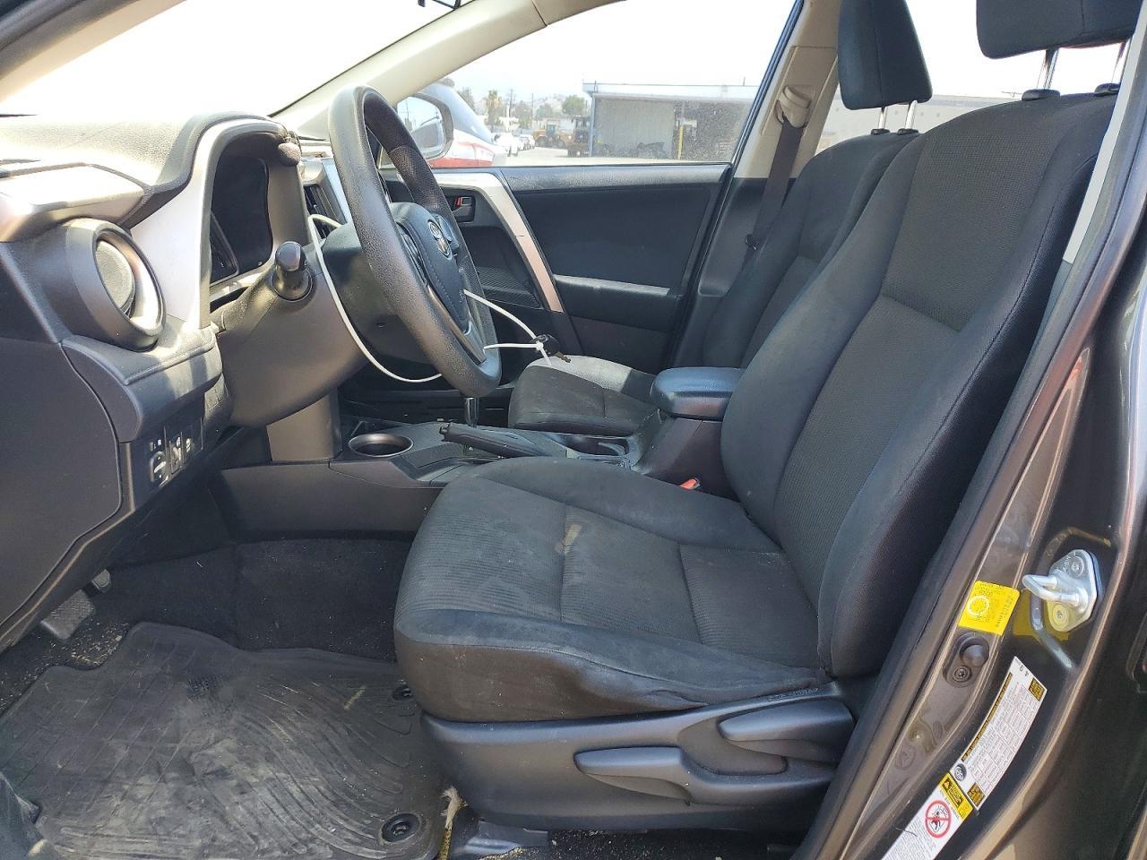 2015 Toyota Rav4 Le - Image 7