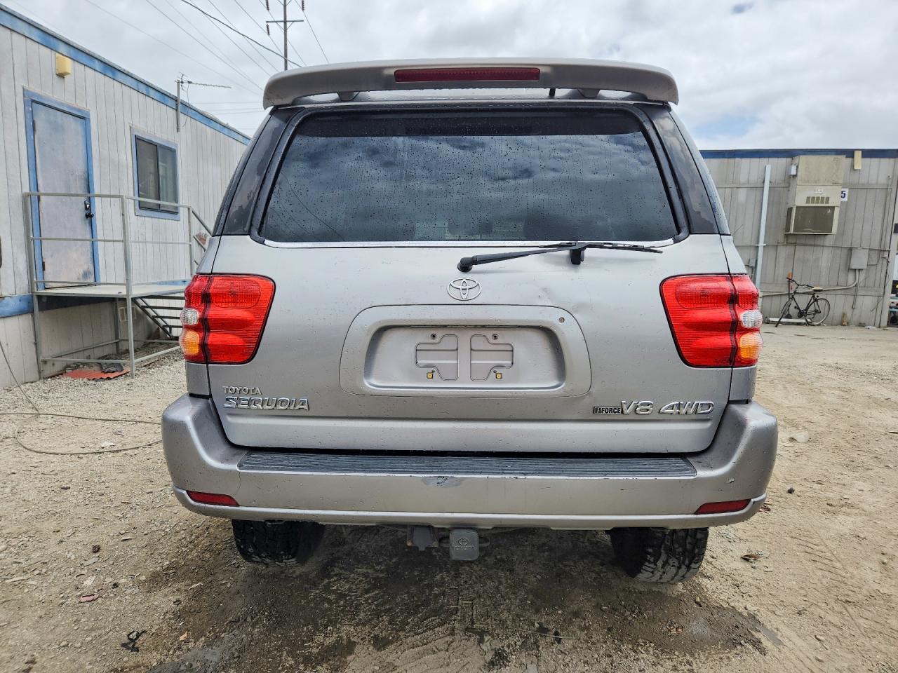 2003 Toyota Sequoia Limited - Image 6