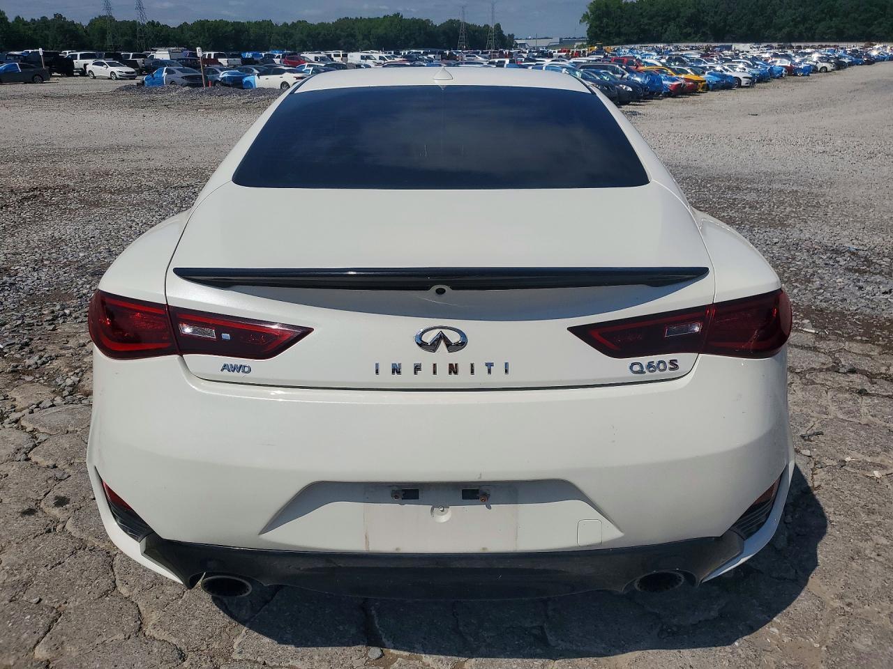 2017 Infiniti Q60 Red Sport 400 - Фото 6