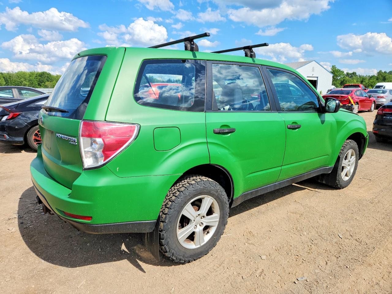 2010 Subaru Forester 2.5X - Фото 3