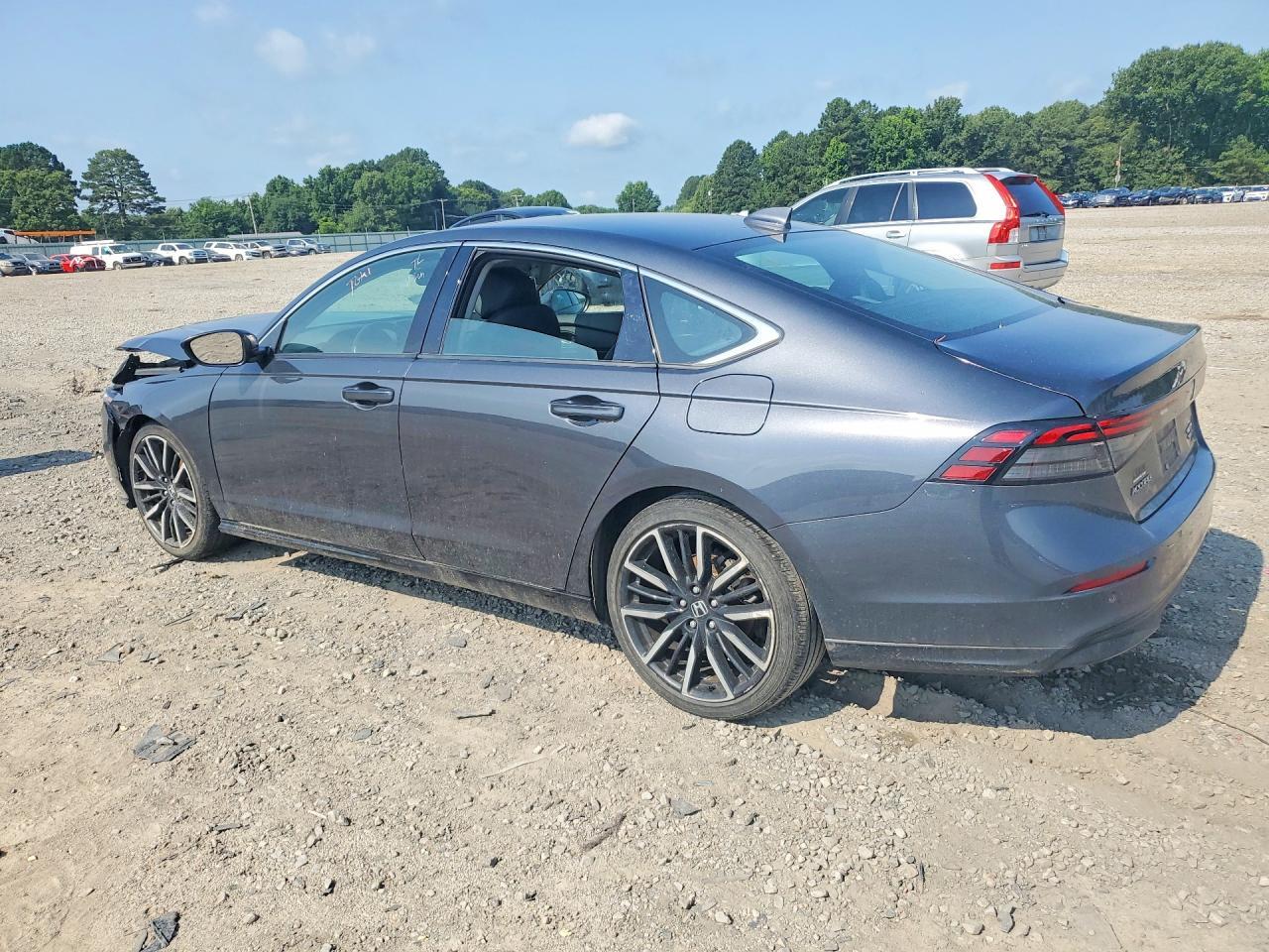 2023 Honda Accord Touring Hybrid - Image 2