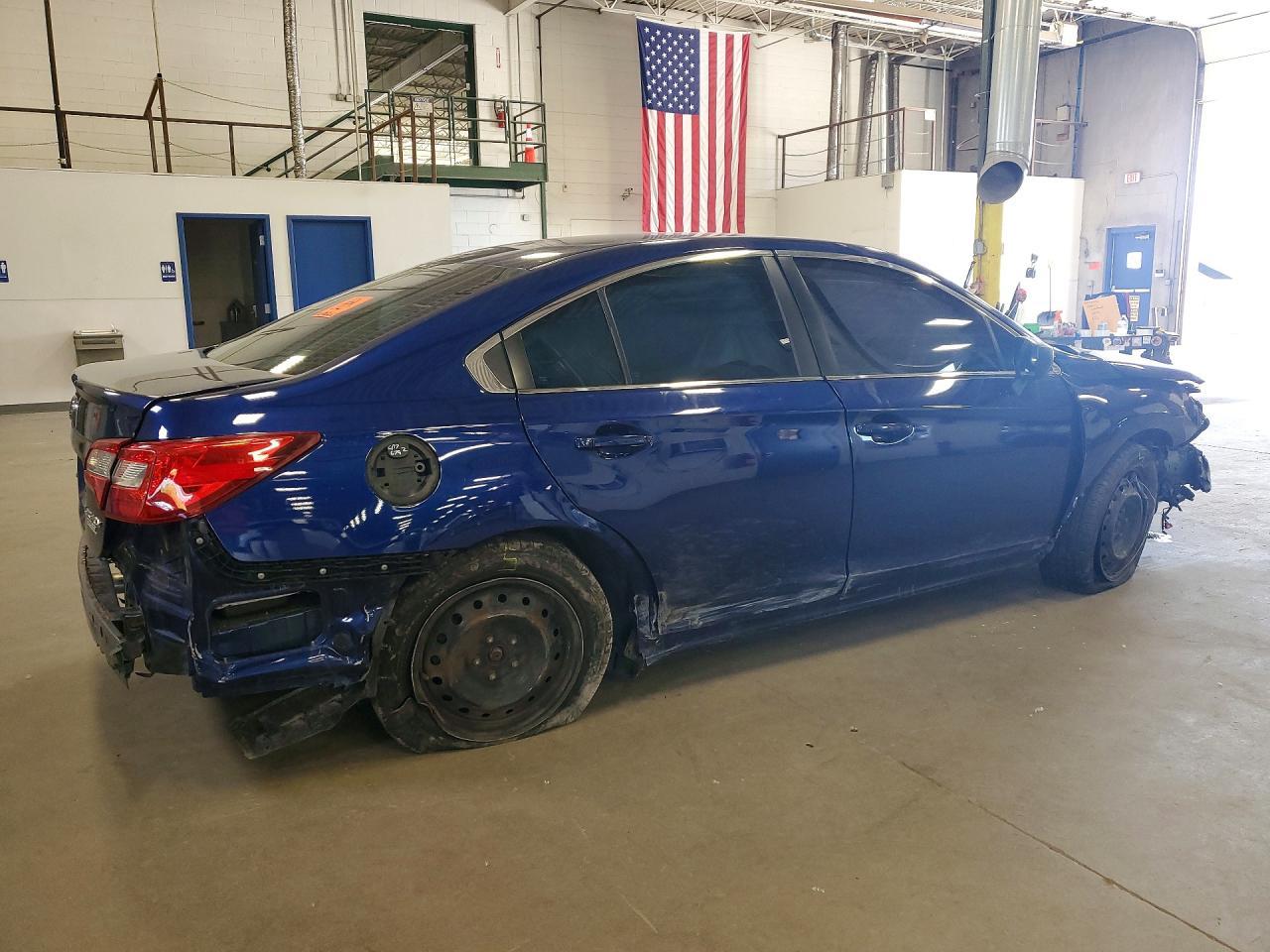 2015 Subaru Legacy 2.5I - Фото 3