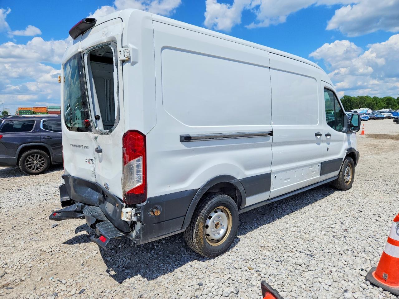 2019 Ford Transit T-250 - Image 3