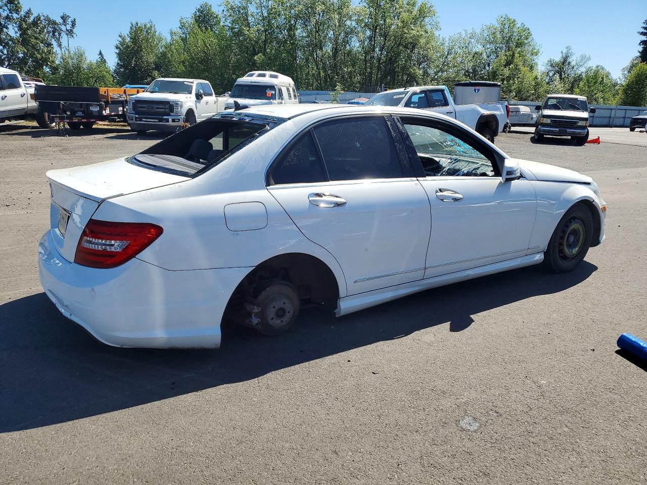 2013 Mercedes-Benz C 250 - Фото 3