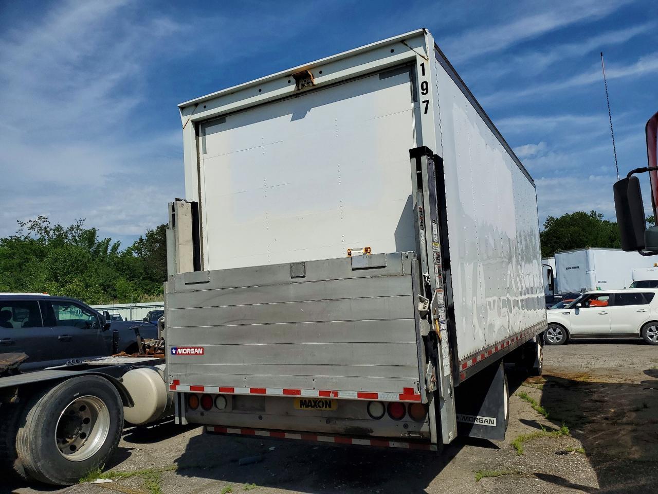 2019 Isuzu Npr Hd Box Truck Box Truck - Image 3