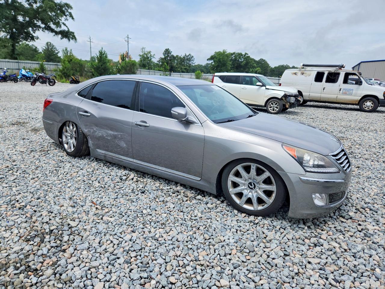 2011 Hyundai Equus Signature - Фото 4