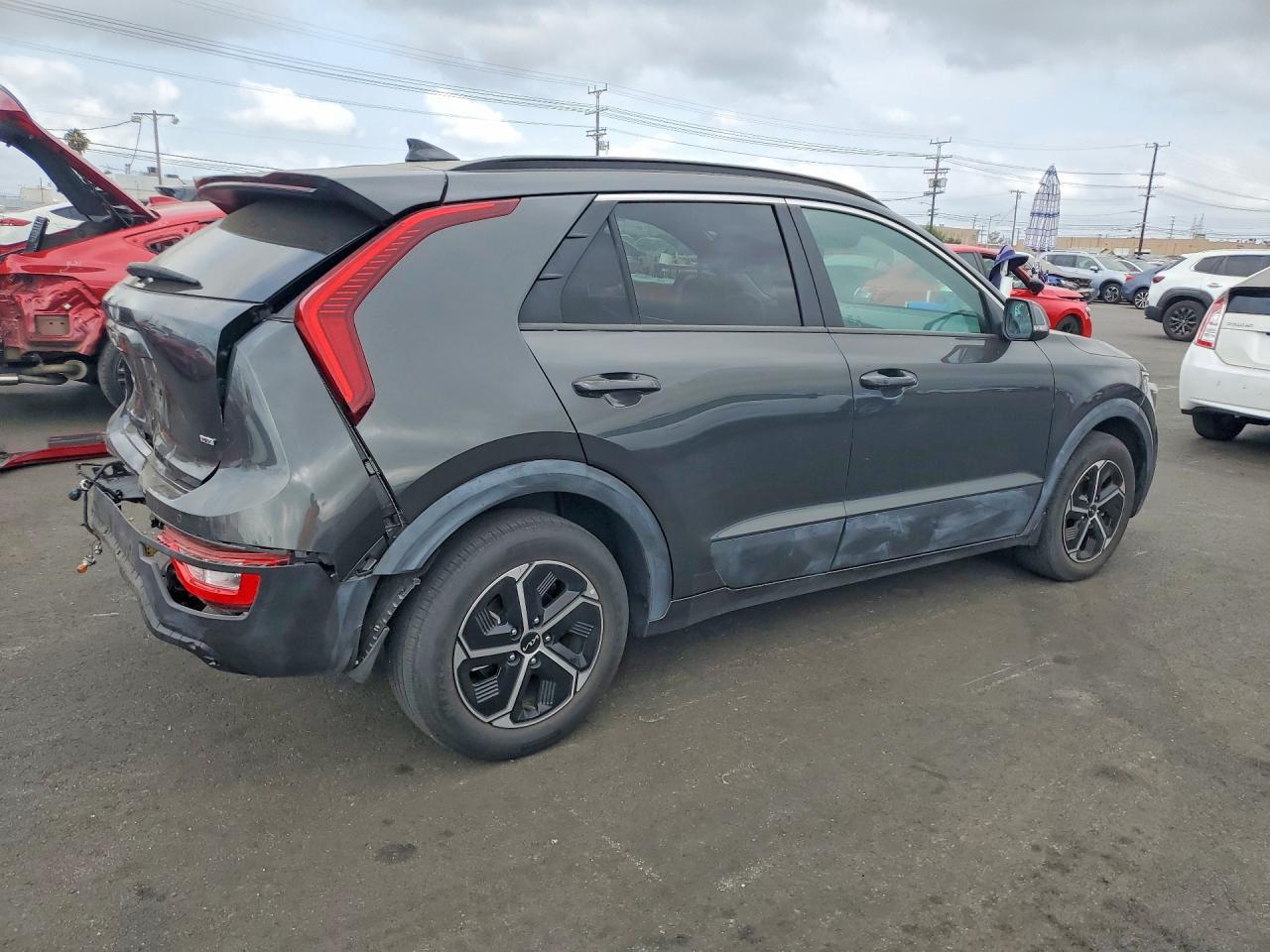 2024 Kia Niro Ex - Image 3