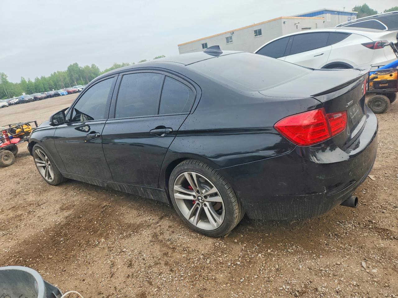 2014 BMW 320 I xDrive - Фото 2
