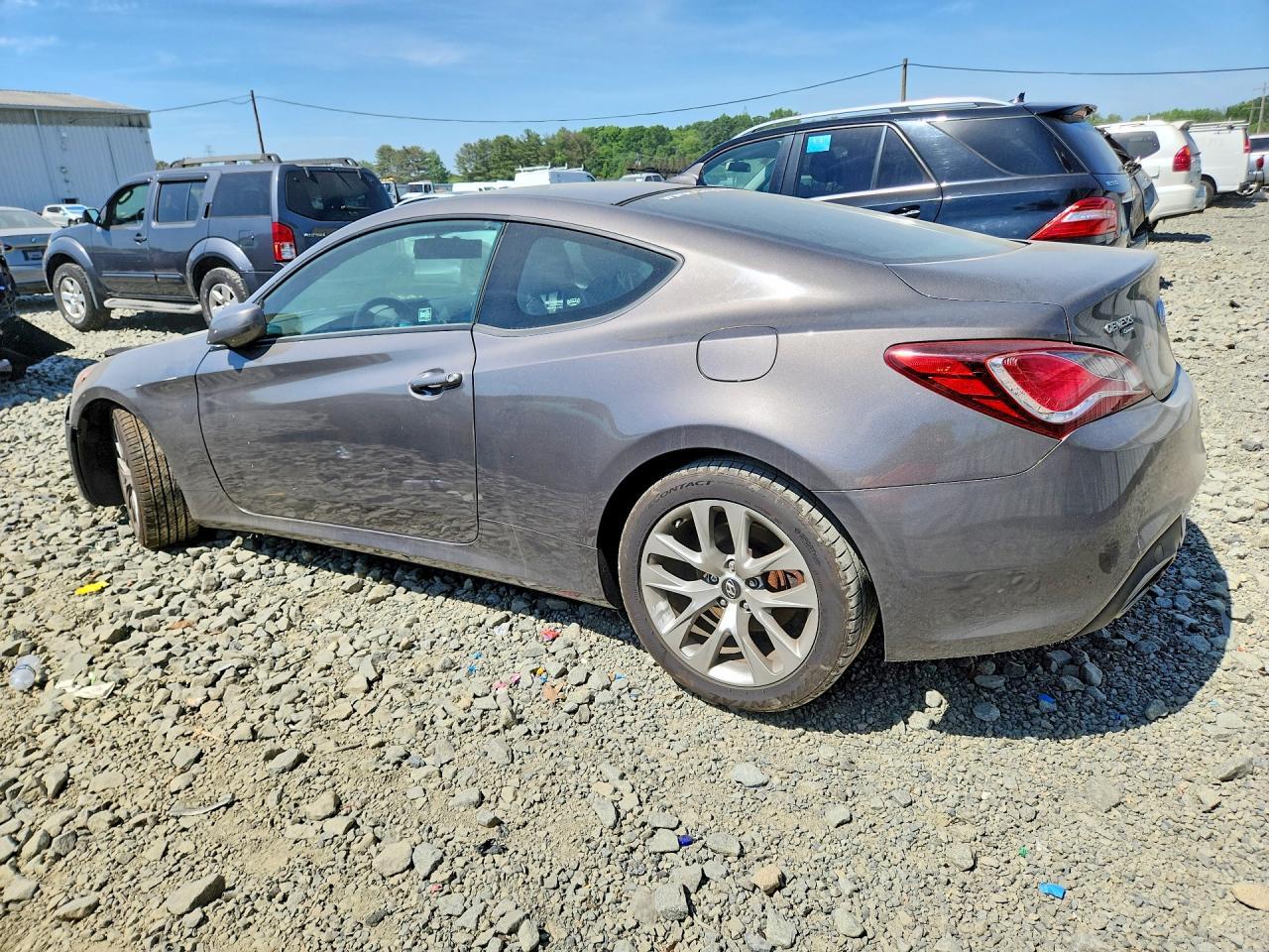 2013 Hyundai Genesis Coupe 2.0T - Image 3