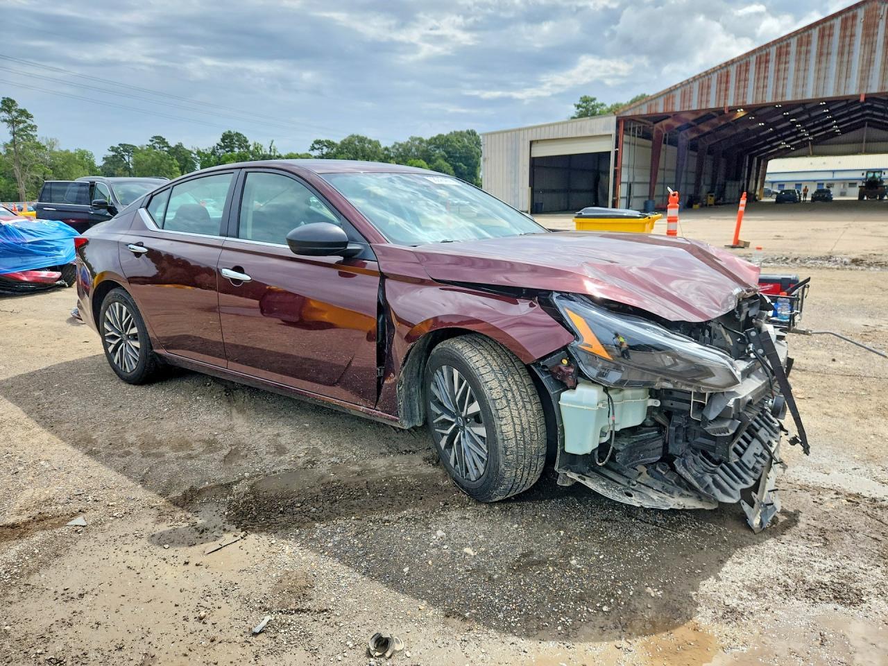 2024 Nissan Altima Sv - Image 4