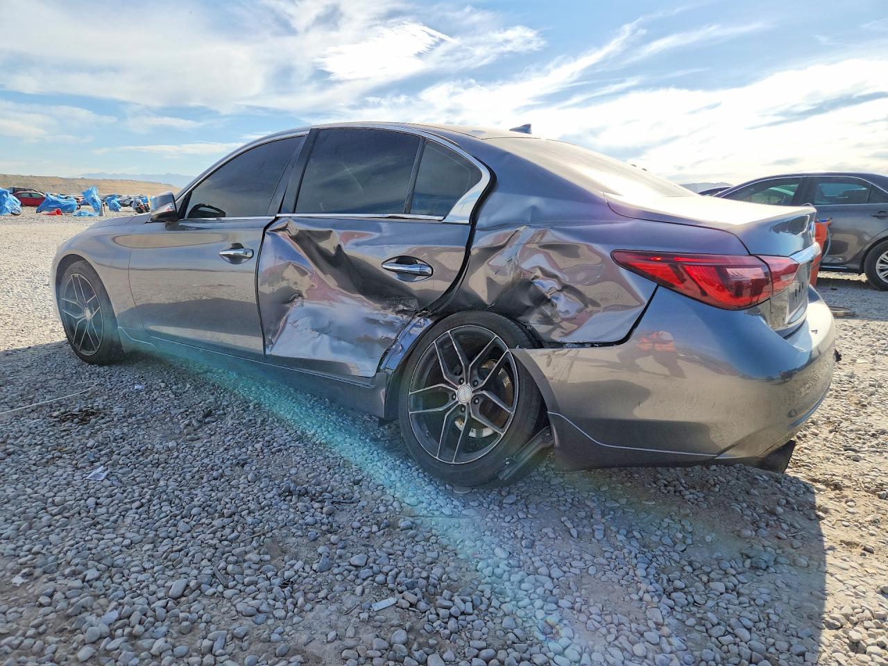 2018 Infiniti Q50 3.0T Luxe - Фото 2