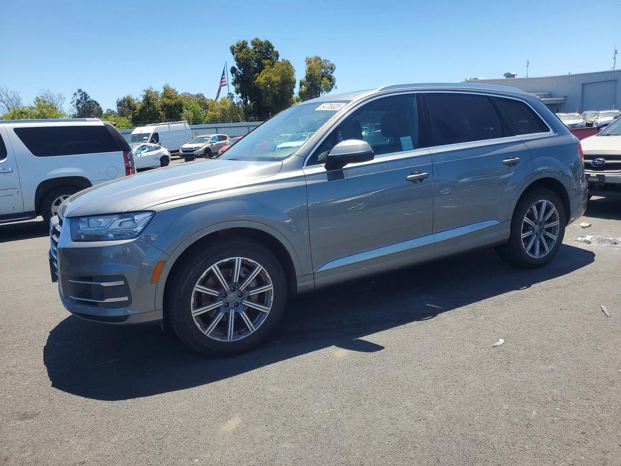 2017 Audi Q7 Premium Plus