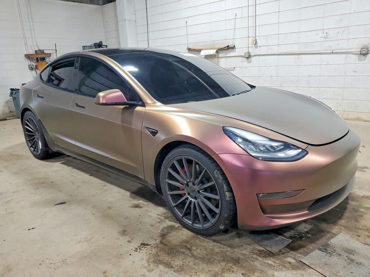 2021 Tesla Model 3 - Image 4