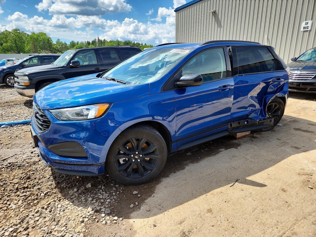 2022 Ford Edge Se
