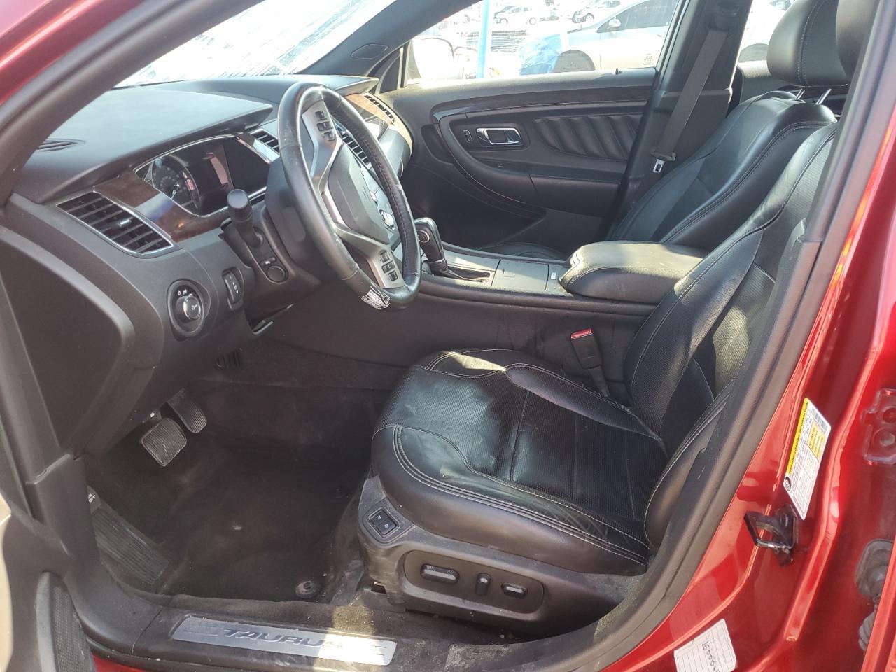 2015 Ford Taurus Limited - Image 7