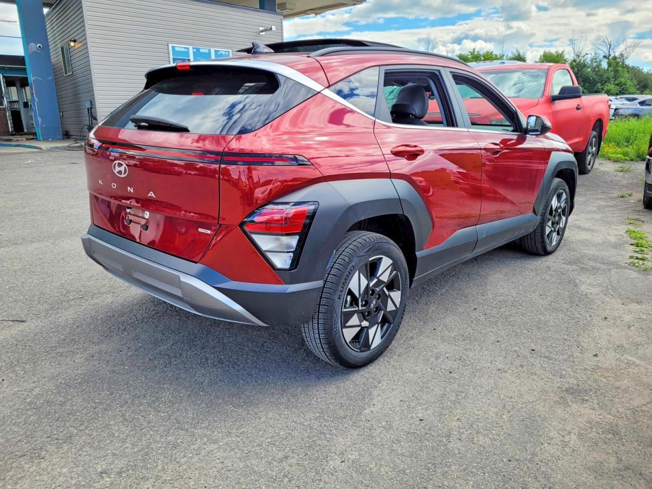 2025 Hyundai Kona Sel - Image 4