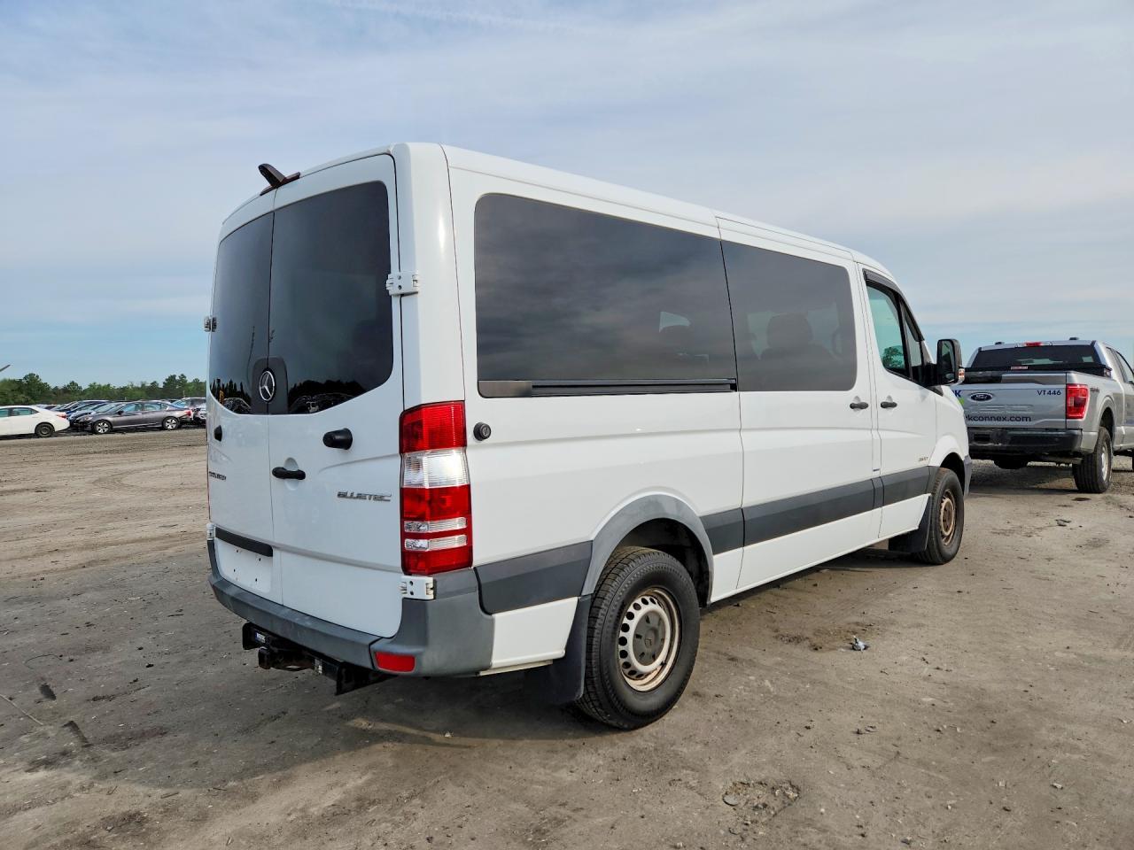 2016 Mercedes-Benz Sprinter 2500 - Image 3