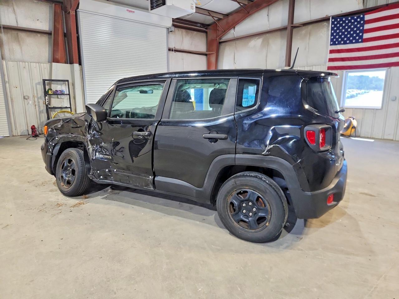 2019 Jeep Renegade Sport - Фото 2