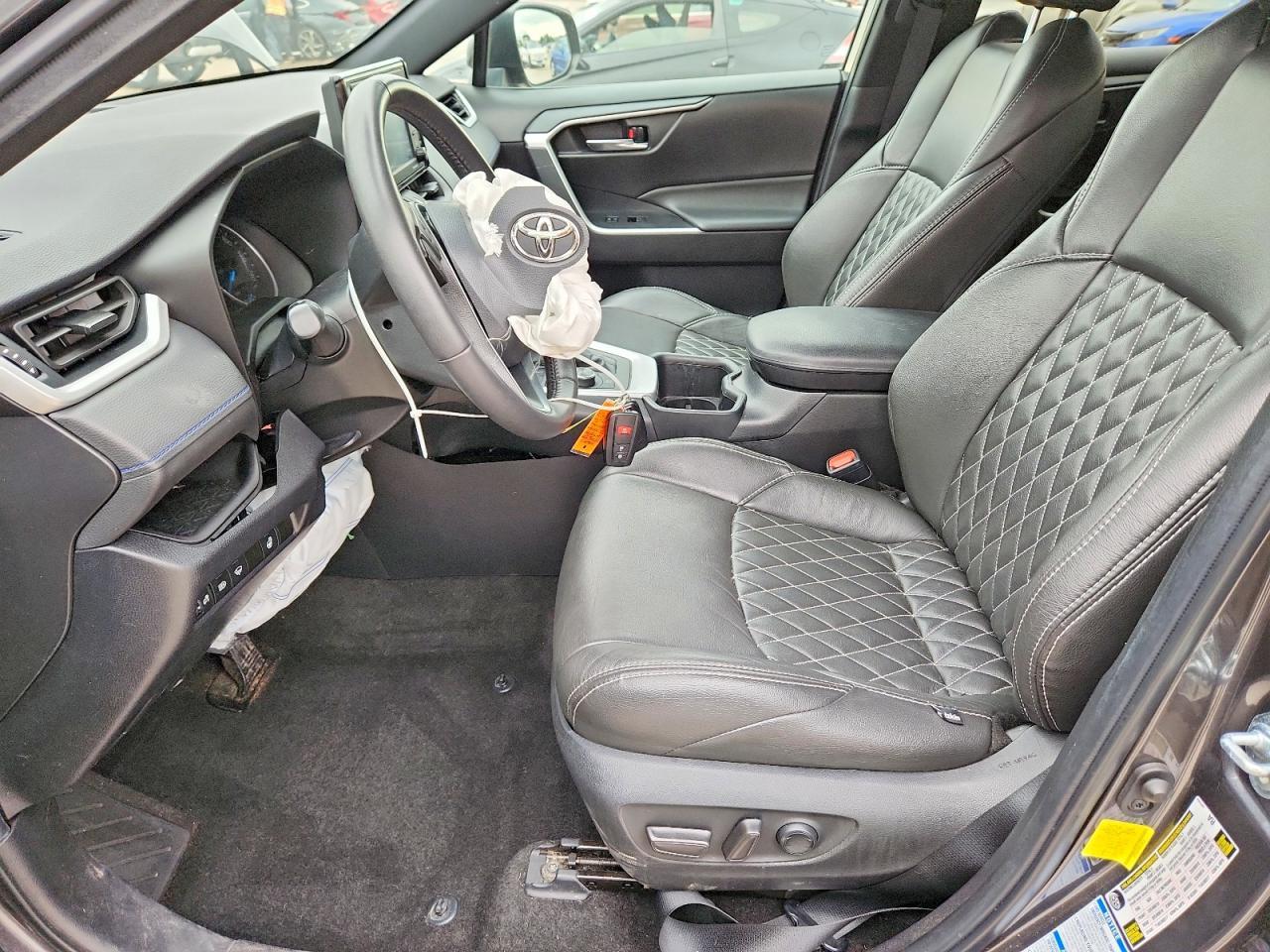 2022 Toyota Rav4 Se - Image 7