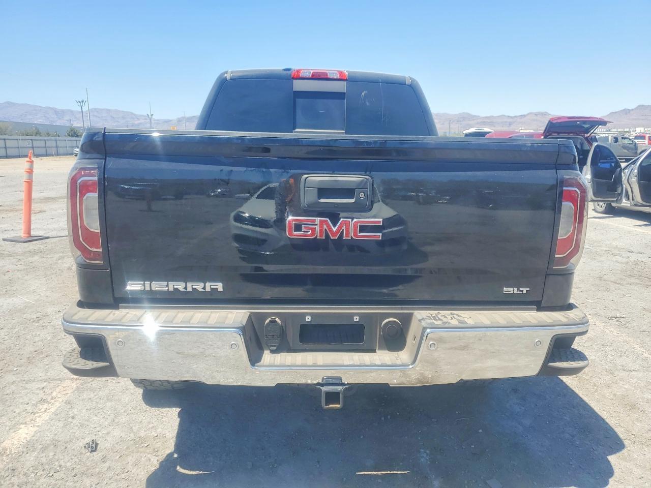 2018 GMC Sierra K1500 Slt - Image 6