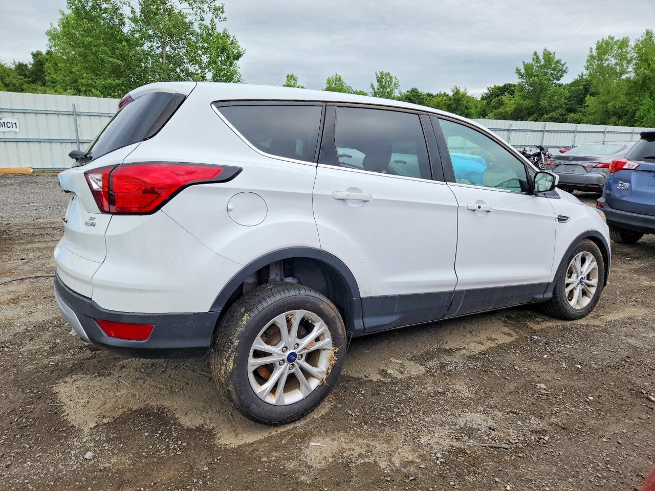 2019 Ford Escape Se - Image 3