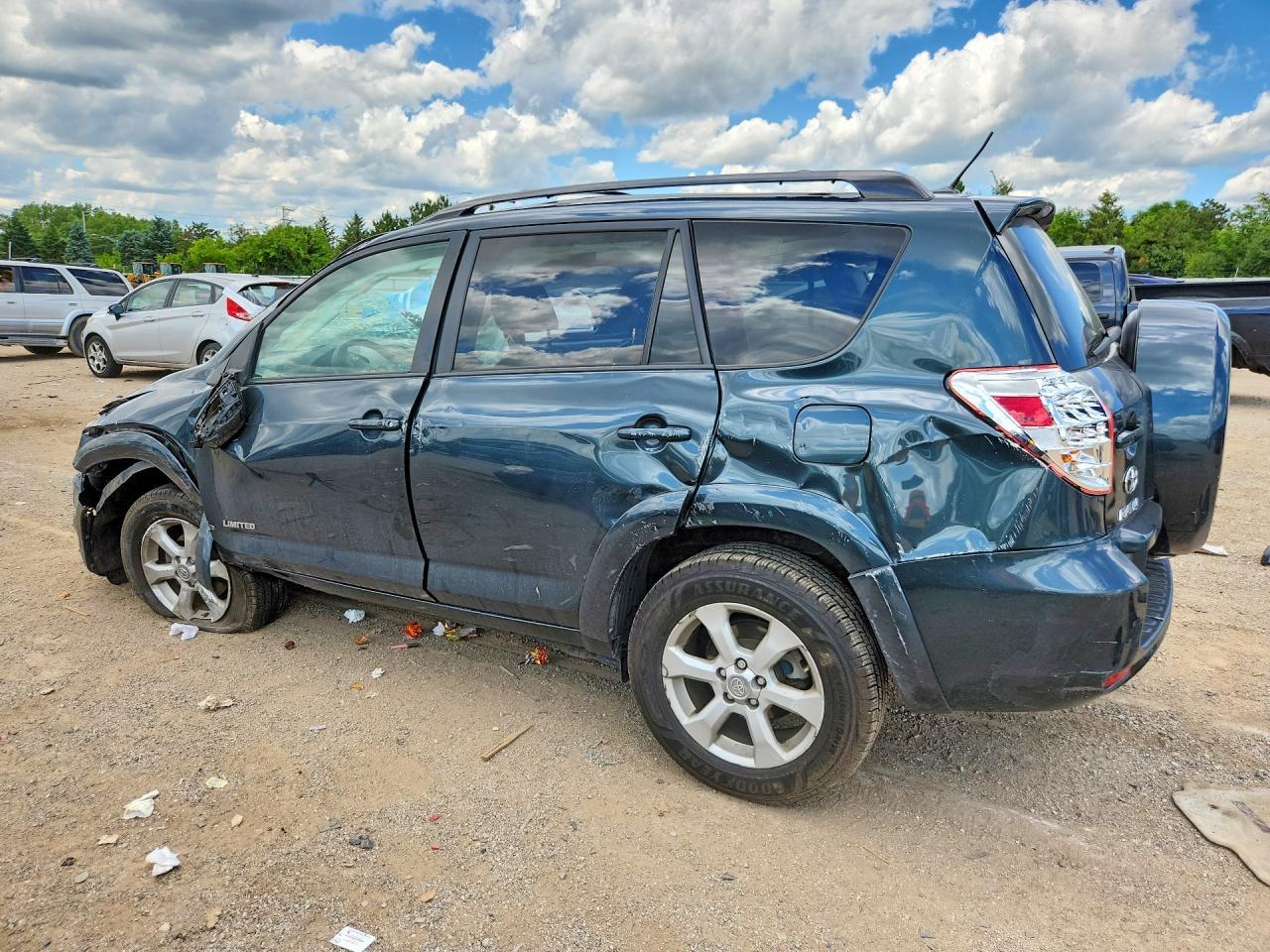 2011 Toyota Rav4 Limited - Фото 2