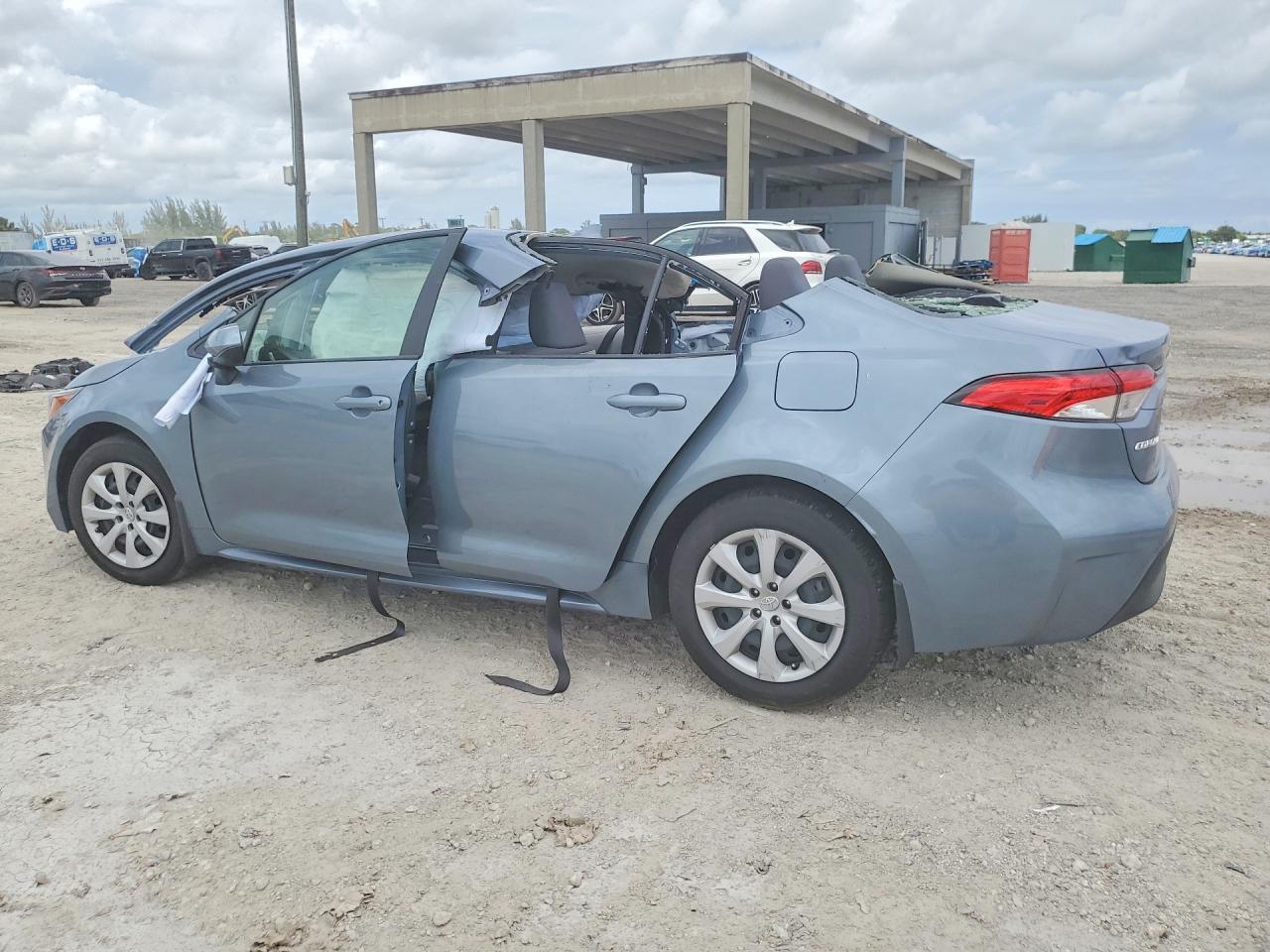 2023 Toyota Corolla Le - Фото 2